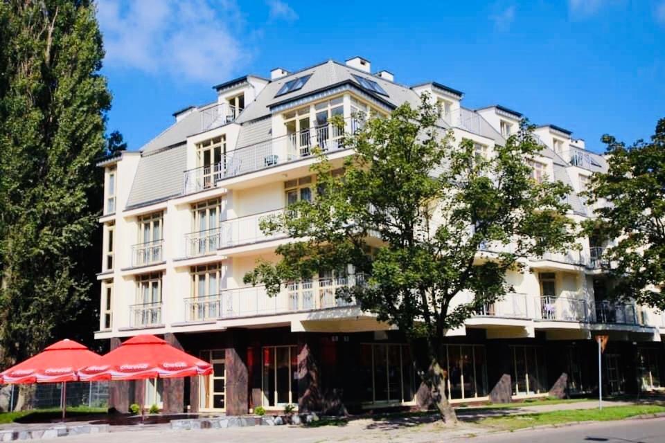 Apartament W Dzielnicy Nadmorskiej Swinoujscie Luaran gambar
